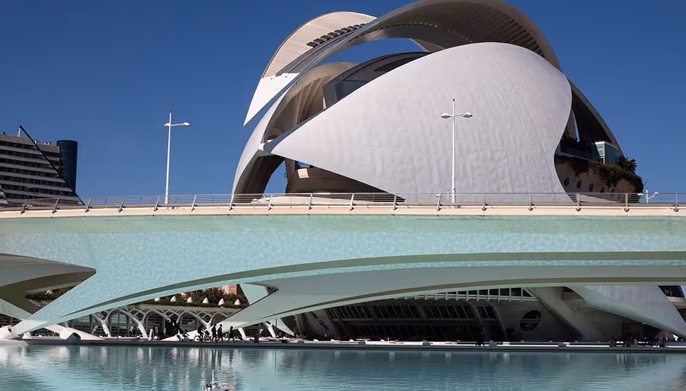Buying an apartment in Valencia, things to do